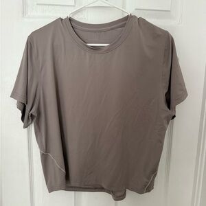 Women's lululemon training shirt
